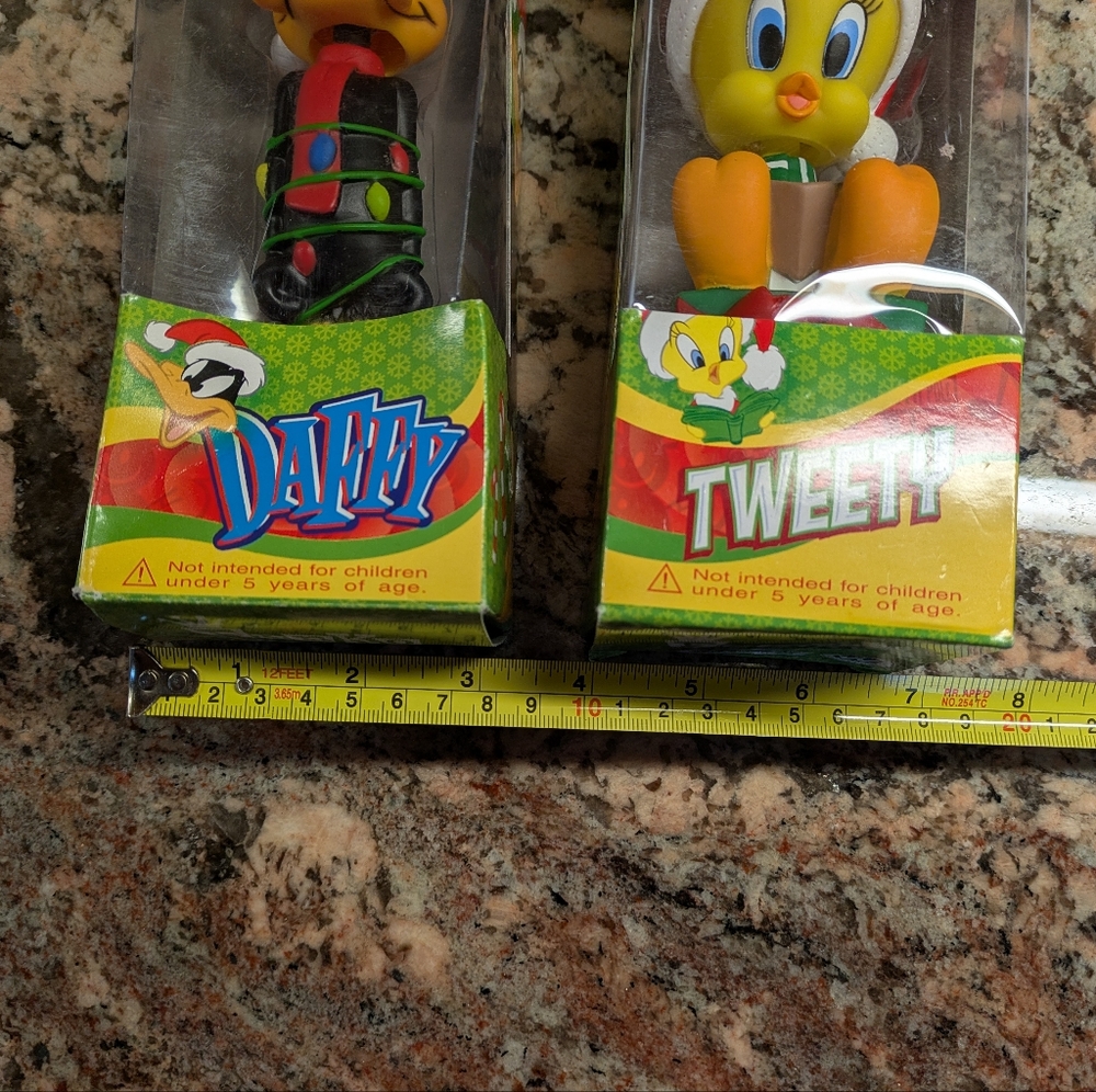 NIB Funko Bobble-Head Xmas Daffy Duck - Picture 7 of 7